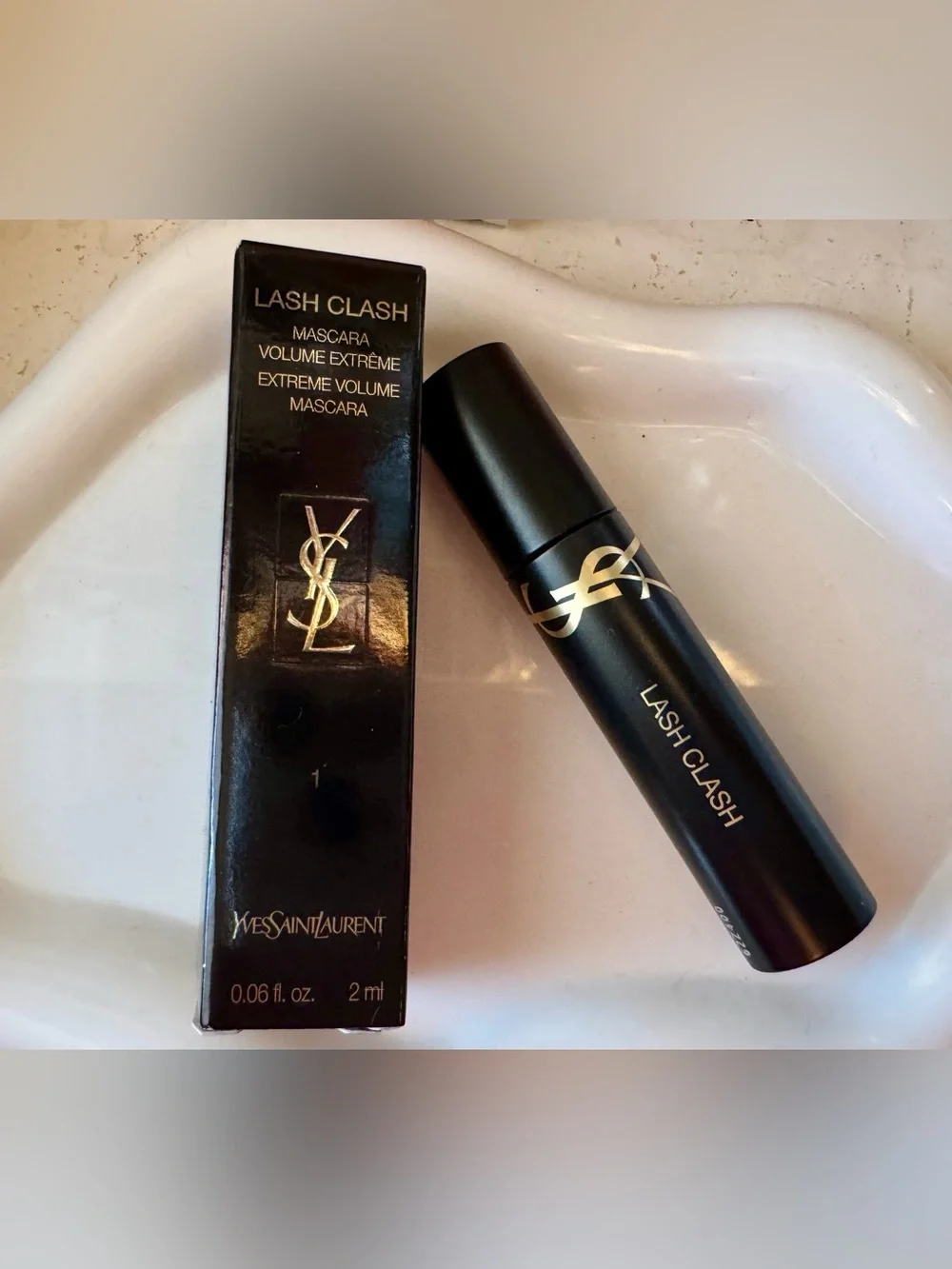 Yves Saint Laurent Lash Clash Mascara in Black with Gold Logo
